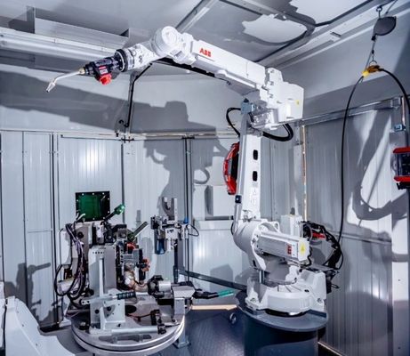 Abb Roboter Arm irb 4400 Gewicht 60 kg für die Kontrolle in der Herstellung